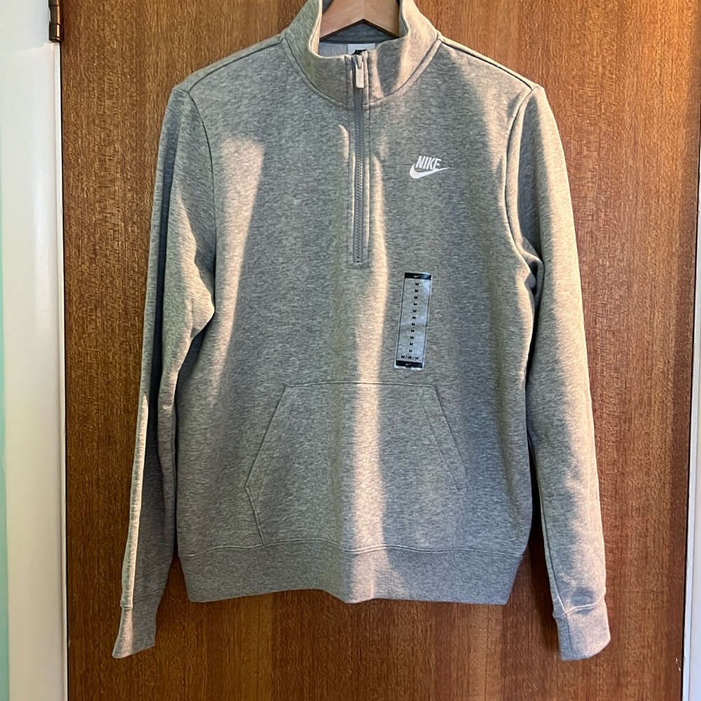 Nike Women’s Half-zip Swewtshirt